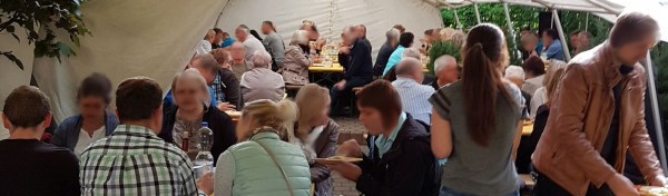 Restarant aussen 1